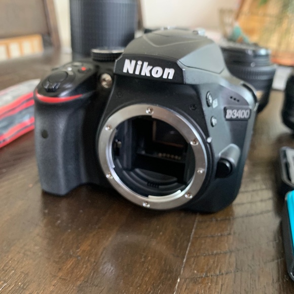Nikon D3400